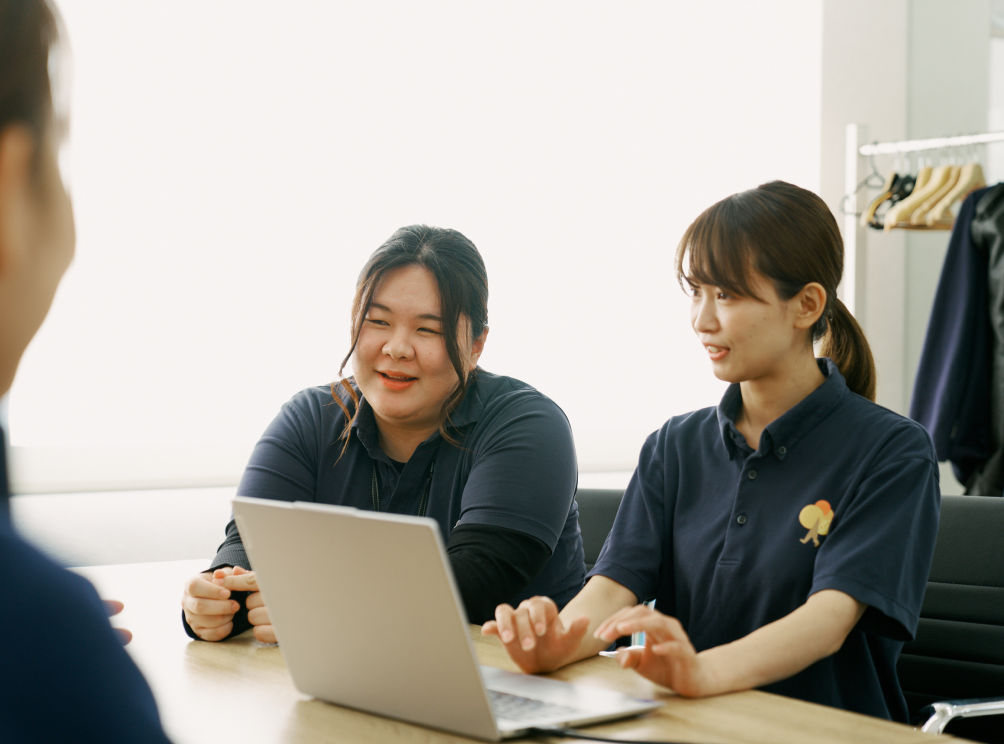 手を取り合うチーム医療